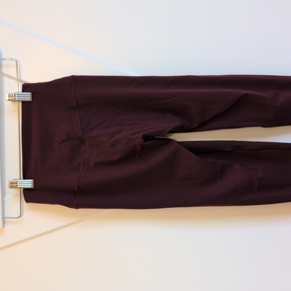 OFFLINE By Aerie Real Me High Waisted Crossover Marron Legging - Picture 7 of 7